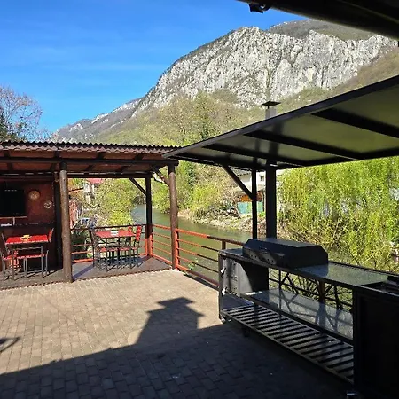 Casa Vivian Guest house *